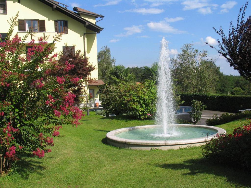 Albergo Residence Isotta Veruno Exterior foto