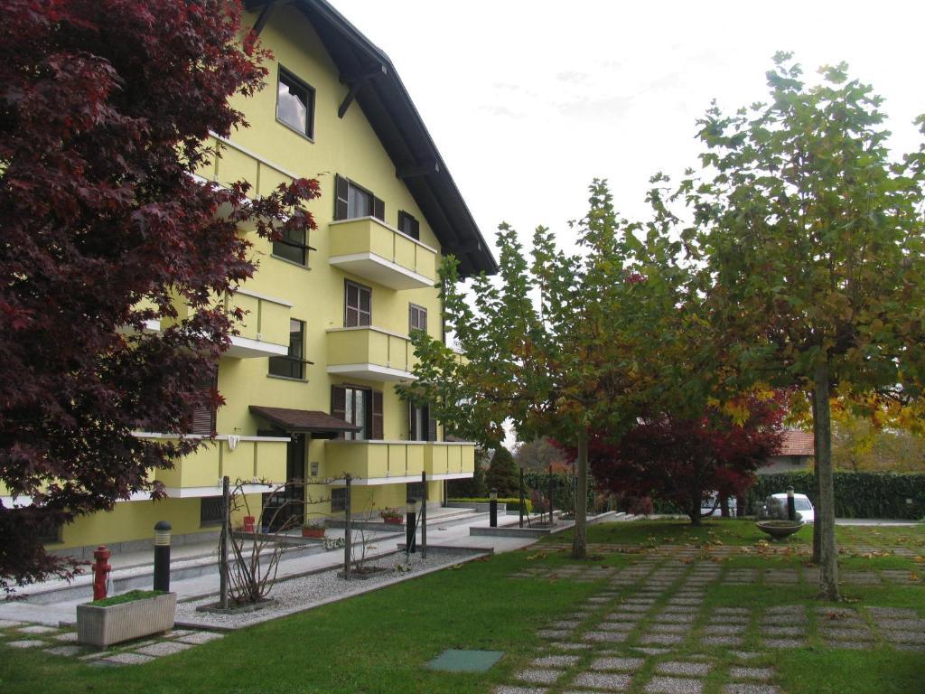 Albergo Residence Isotta Veruno Exterior foto